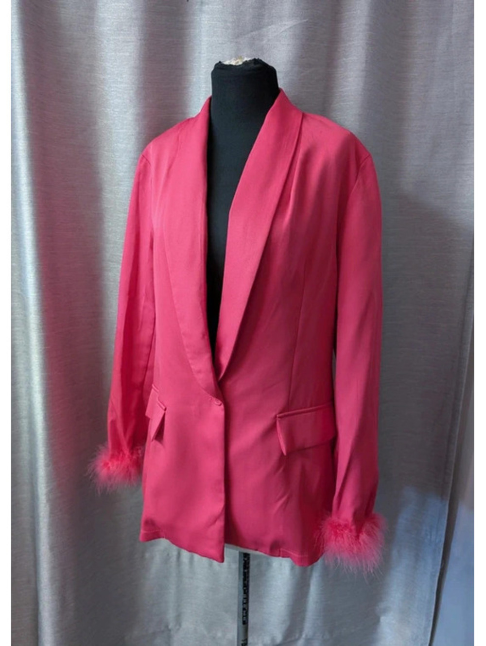 Pink Matte Satin Blazer with Feathers M